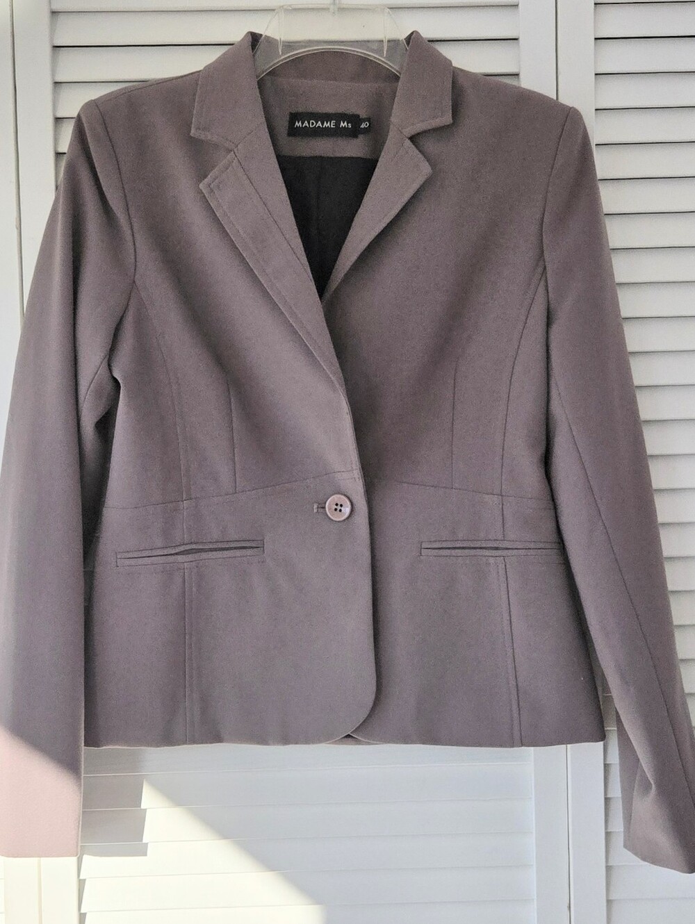 Madame Ms. Women's Dark Taupe Single-Button Blazer. Size 40 US Size 10